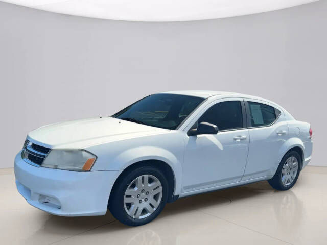 2013 DODGE Avenger