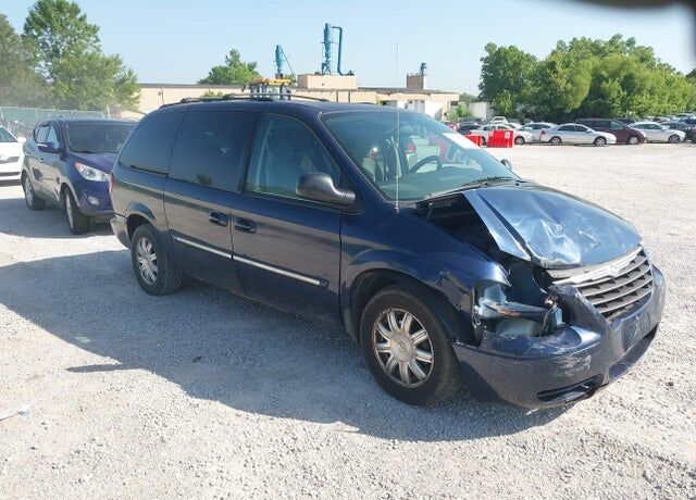 2006 CHRYSLER Town and Country