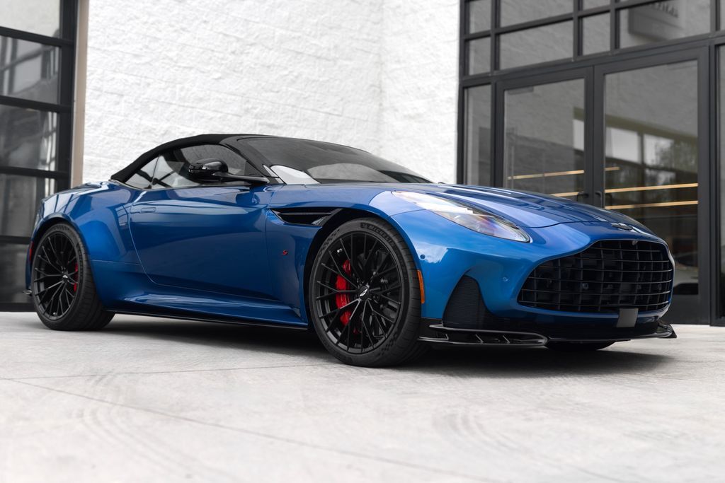 2026 ASTON MARTIN DB12