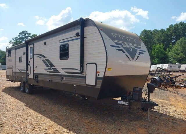 2021 FOREST RIVER Puma Towables