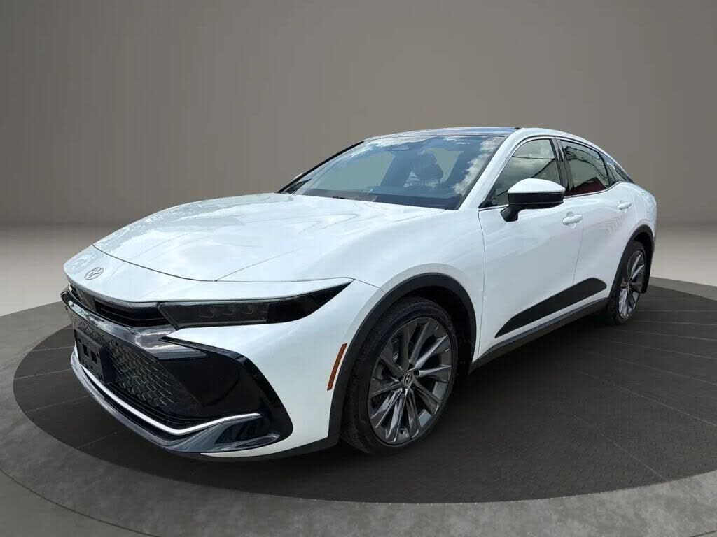 2023 TOYOTA CROWN