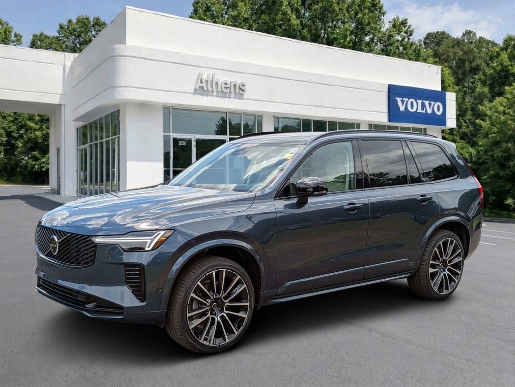 2026 VOLVO XC90