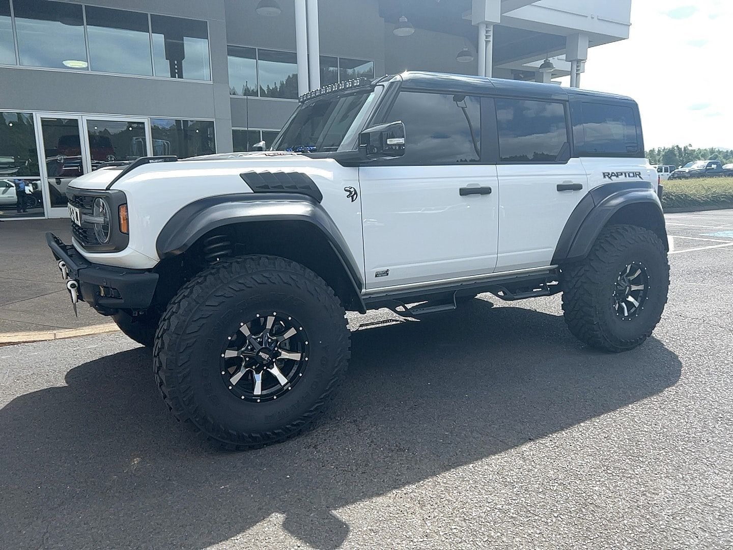 2024 FORD Bronco