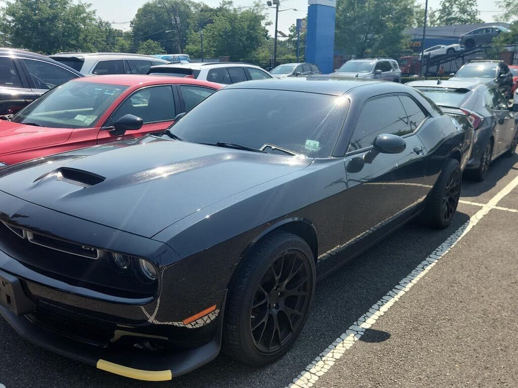 2021 DODGE Challenger