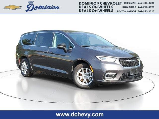 2023 CHRYSLER Pacifica