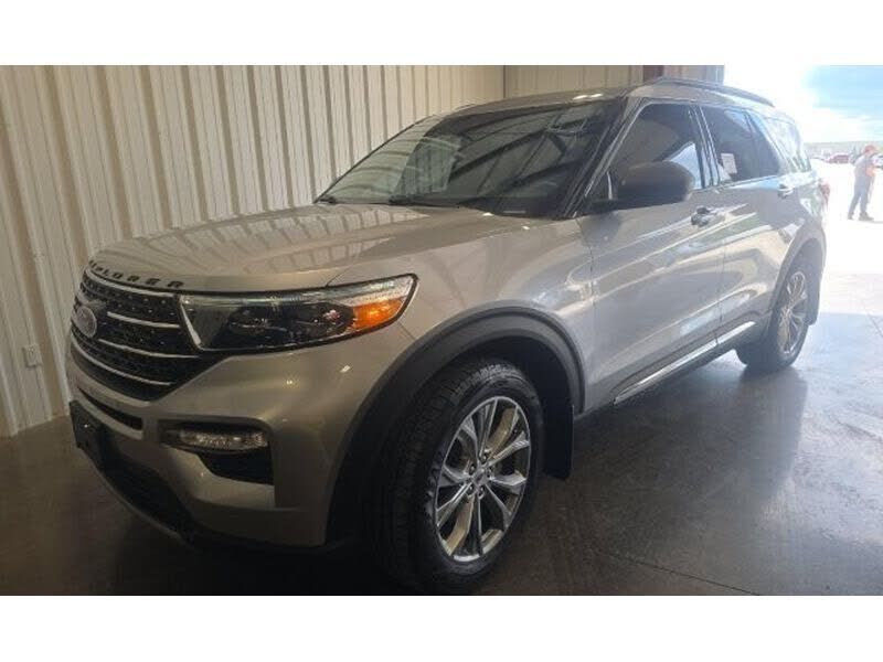 2021 FORD Explorer