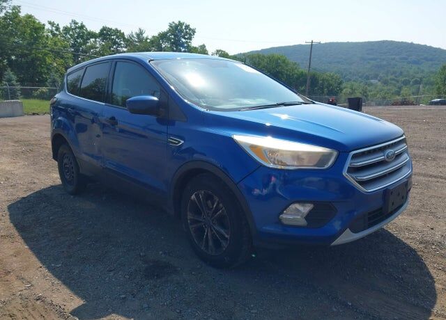 2017 FORD Escape