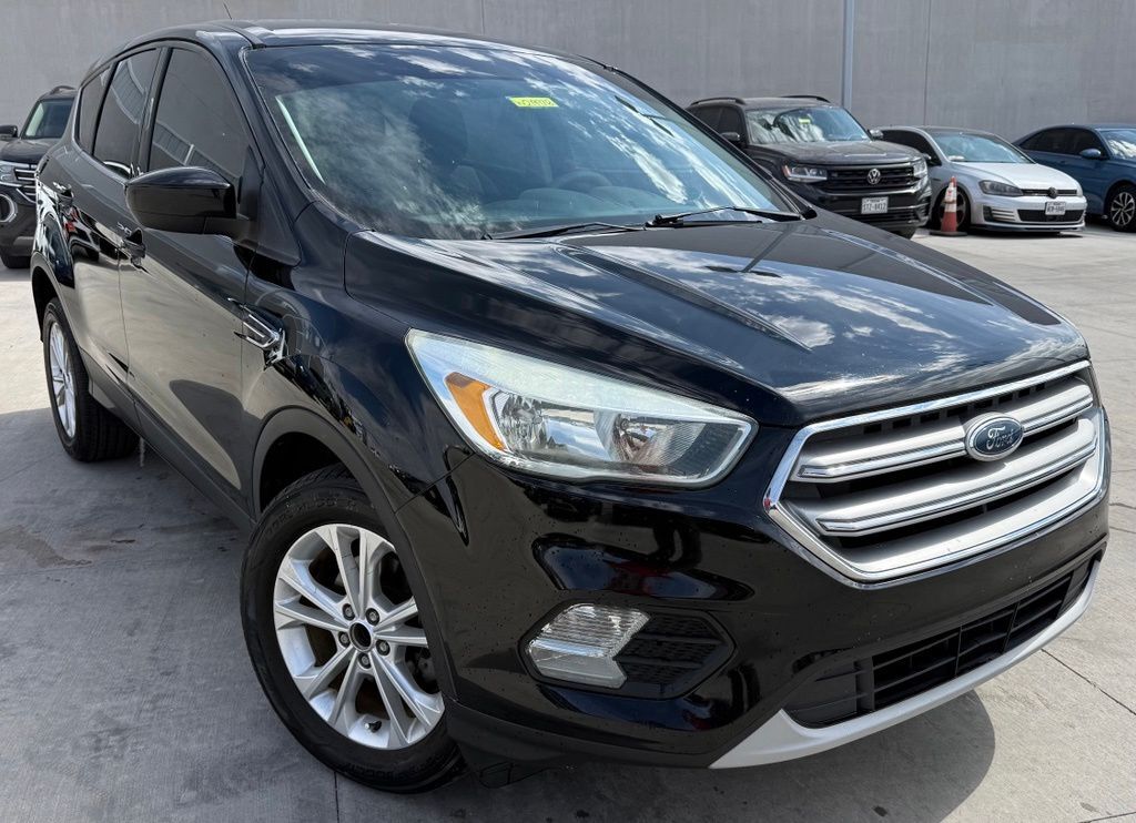 2017 FORD Escape