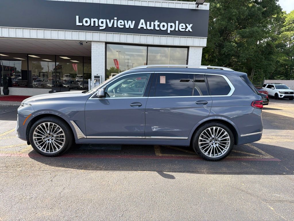 2024 BMW X7