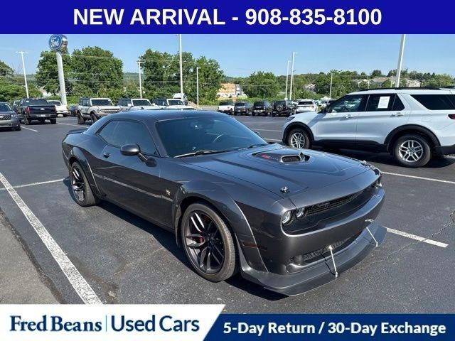 2021 DODGE Challenger