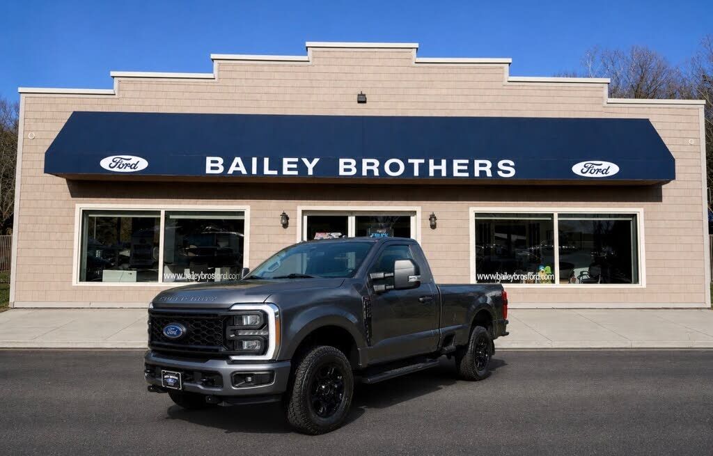 2023 FORD F-350
