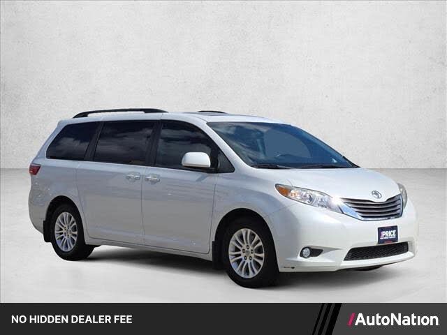 2016 TOYOTA Sienna
