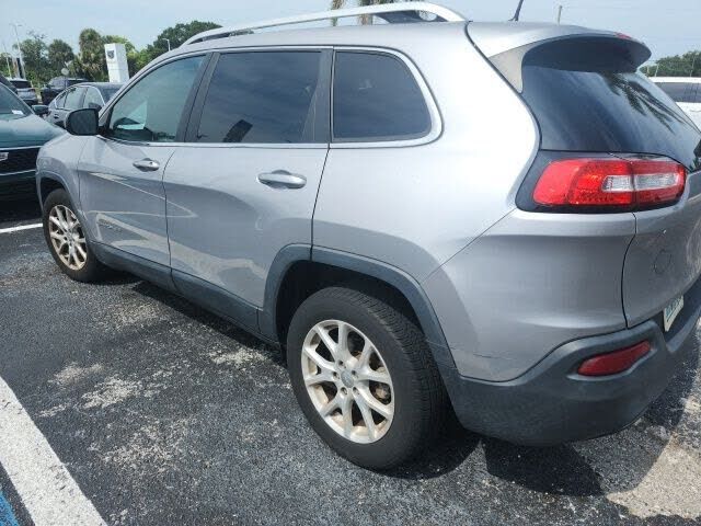2018 JEEP Cherokee