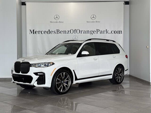 2022 BMW X7
