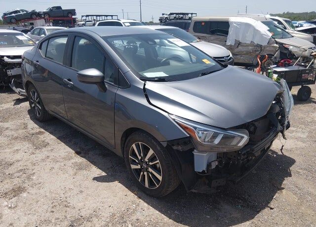 2021 NISSAN Versa