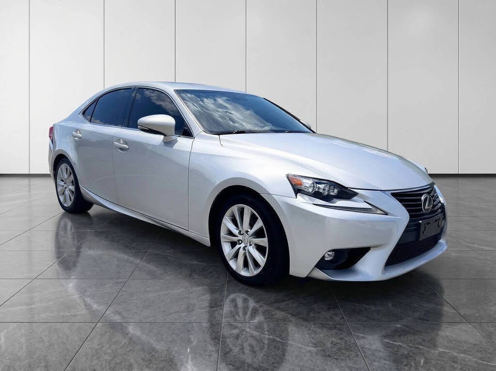 2015 LEXUS IS