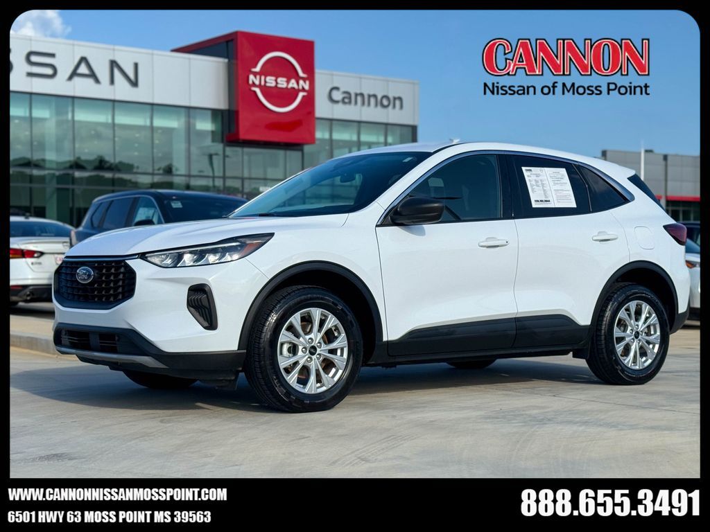 2024 FORD Escape