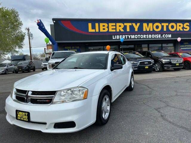 2013 DODGE Avenger