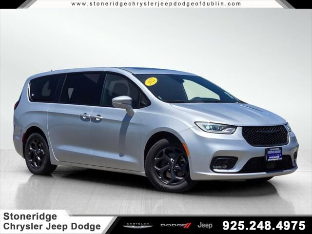 2022 CHRYSLER Pacifica