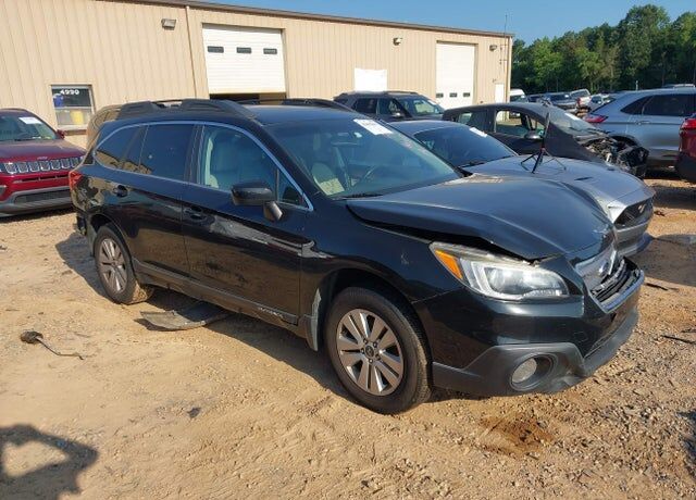2017 SUBARU Outback