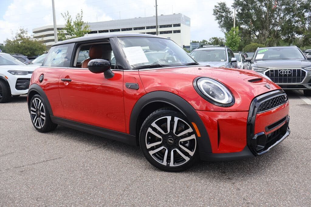 2024 MINI Hardtop