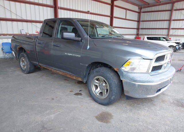 2012 DODGE Ram