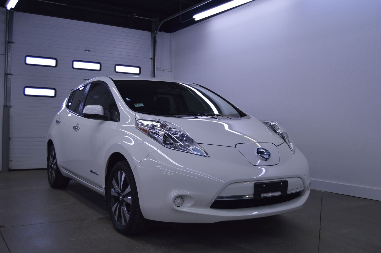 2016 NISSAN Leaf