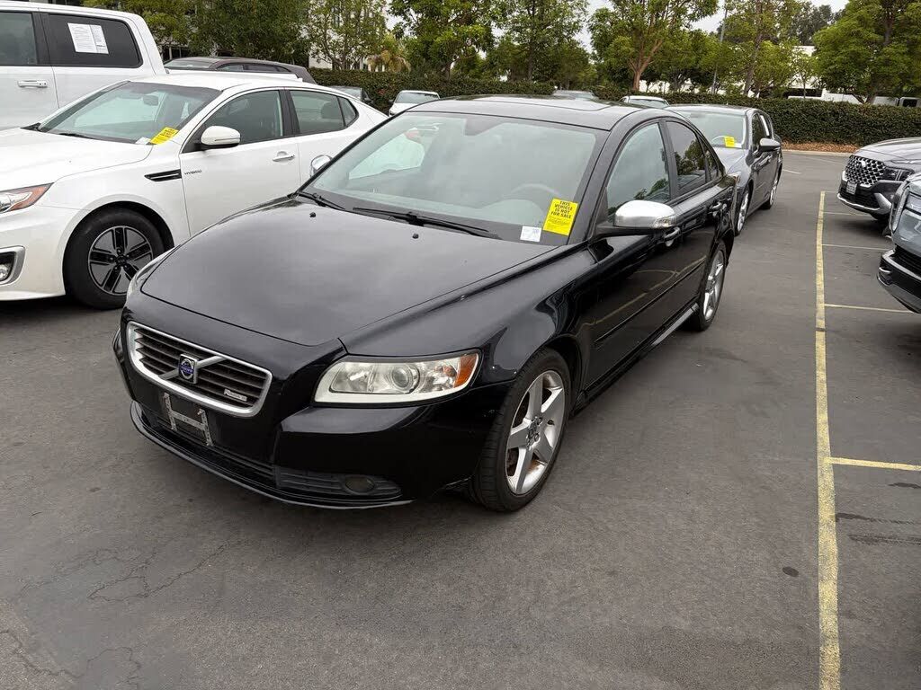 2010 VOLVO S40