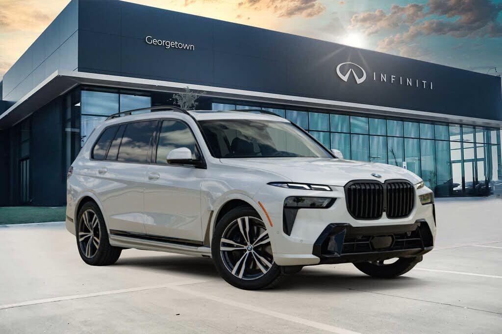 2026 BMW X7