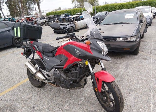 2015 HONDA NC700XL