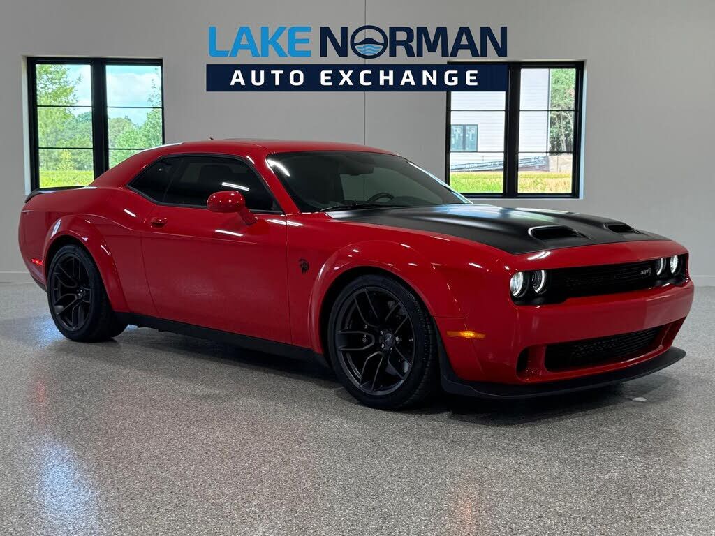2019 DODGE Challenger