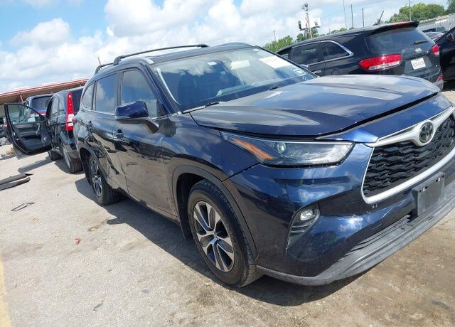 2023 TOYOTA Highlander
