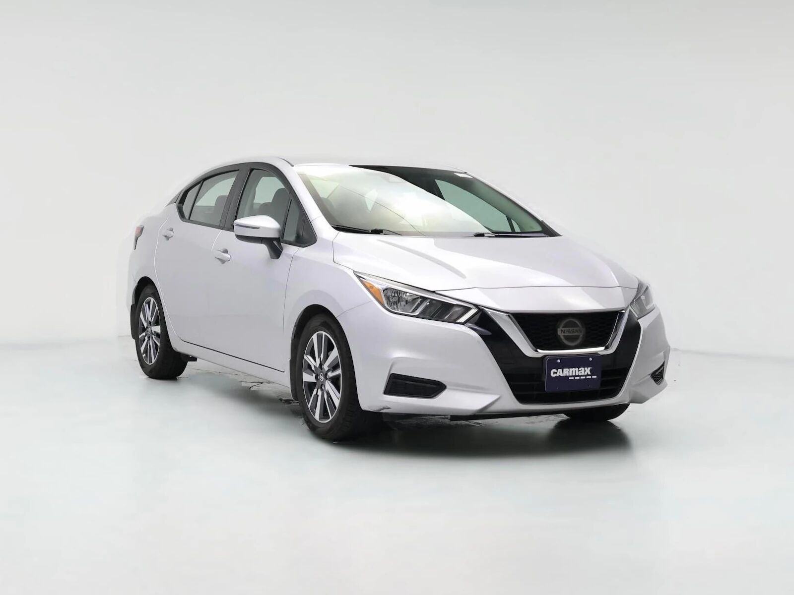 2020 NISSAN Versa