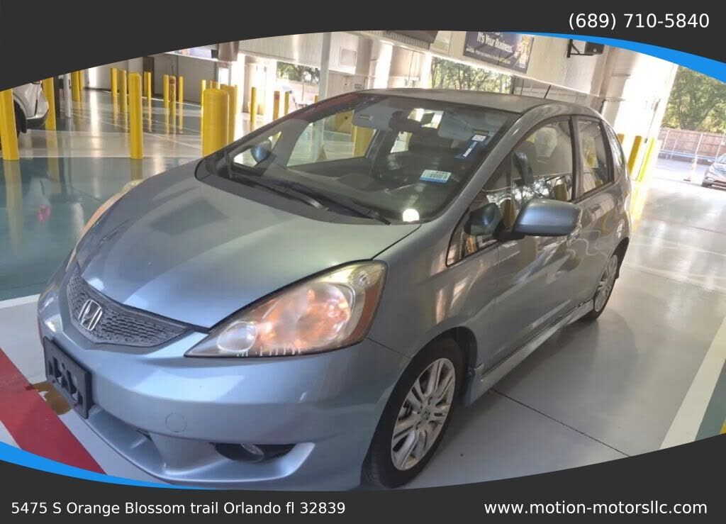 2011 HONDA Fit