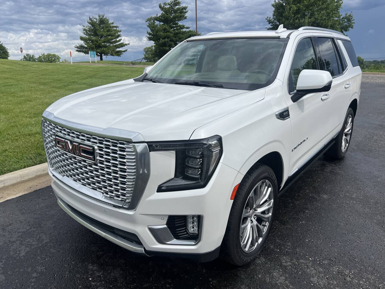 2022 GMC Yukon
