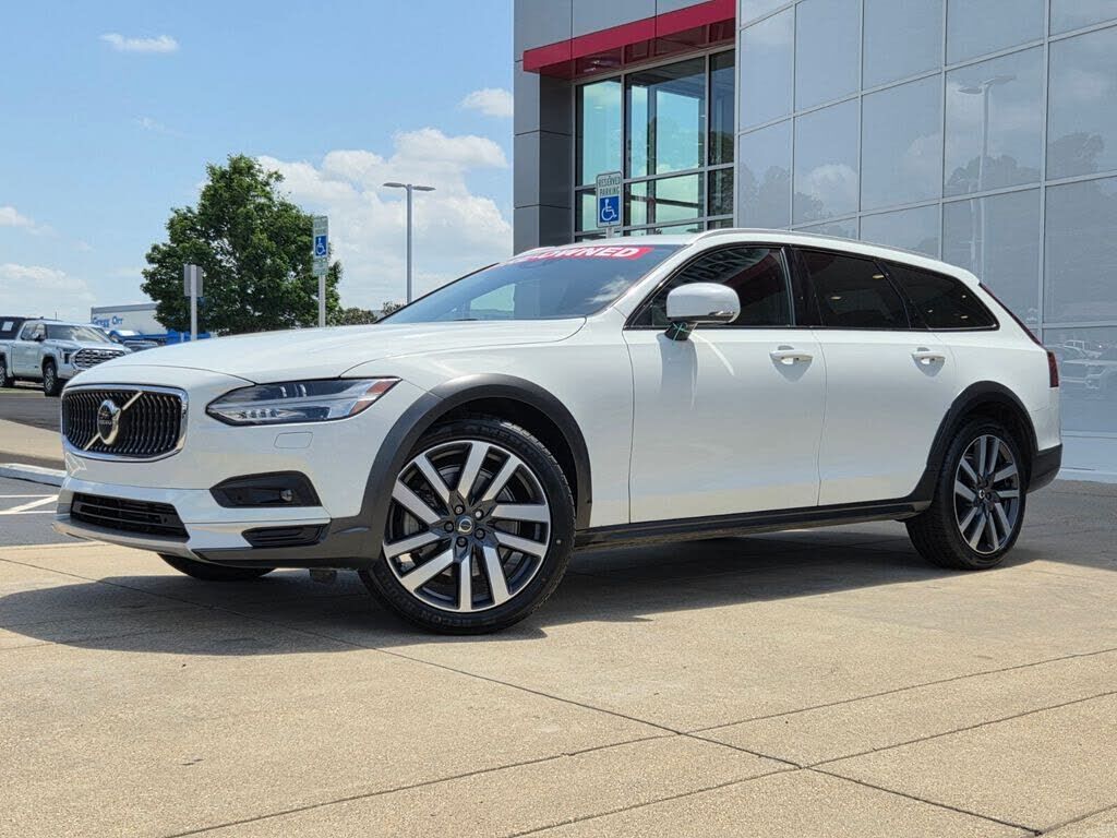 2021 VOLVO V90CC