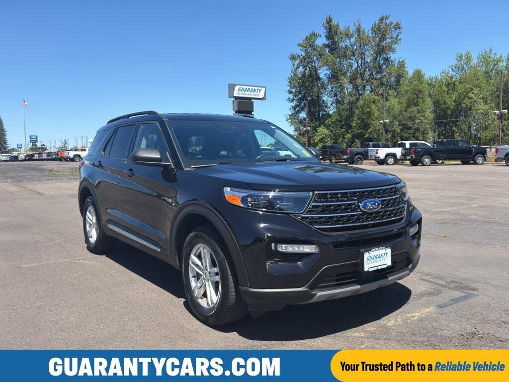 2021 FORD Explorer