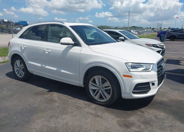 2017 AUDI Q3