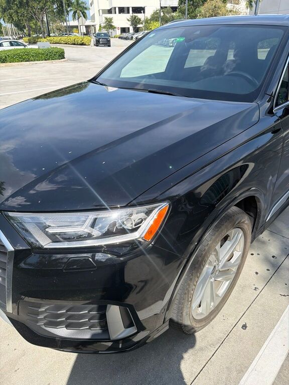 2021 AUDI Q7