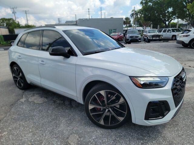2024 AUDI SQ5