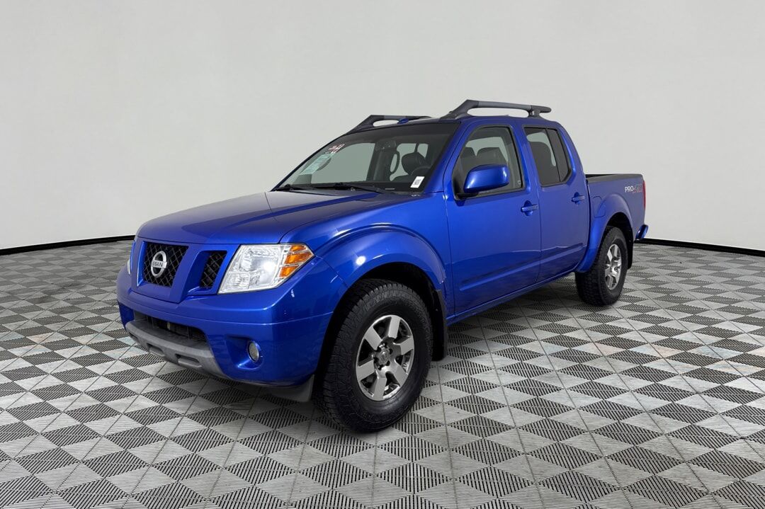 2012 NISSAN Frontier