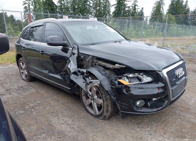 2011 AUDI Q5