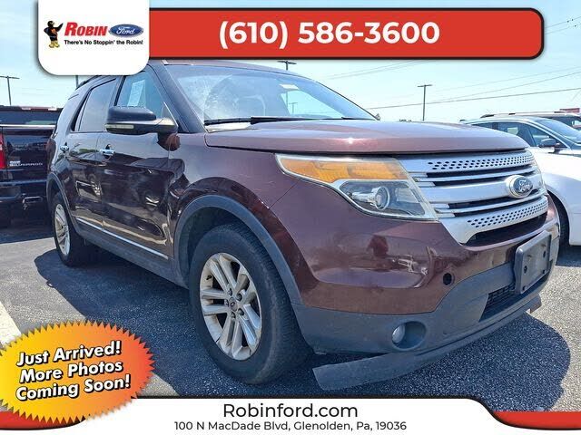 2011 FORD Explorer