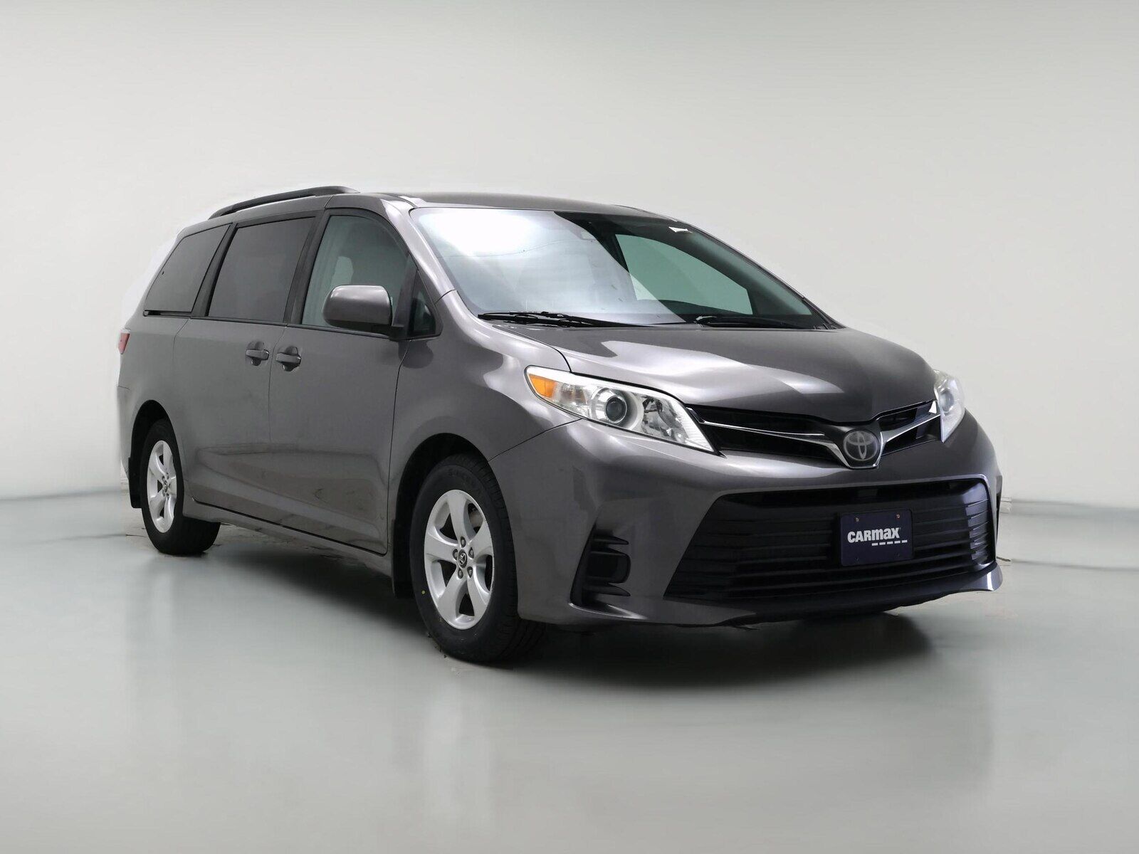2018 TOYOTA Sienna