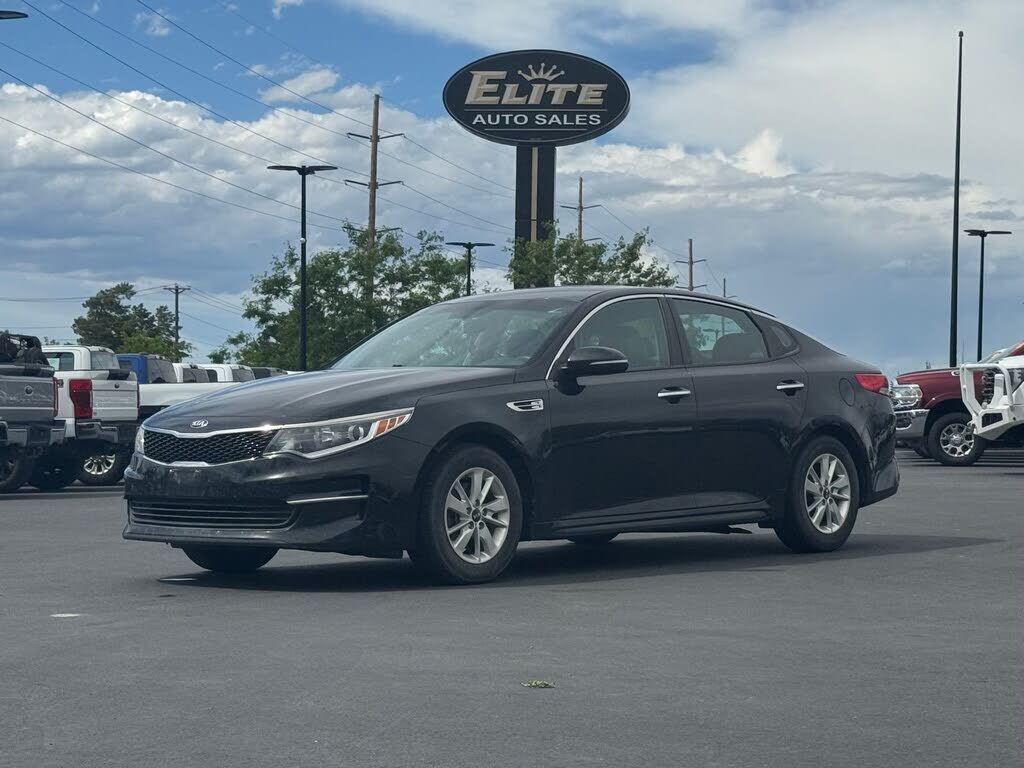 2017 KIA Optima