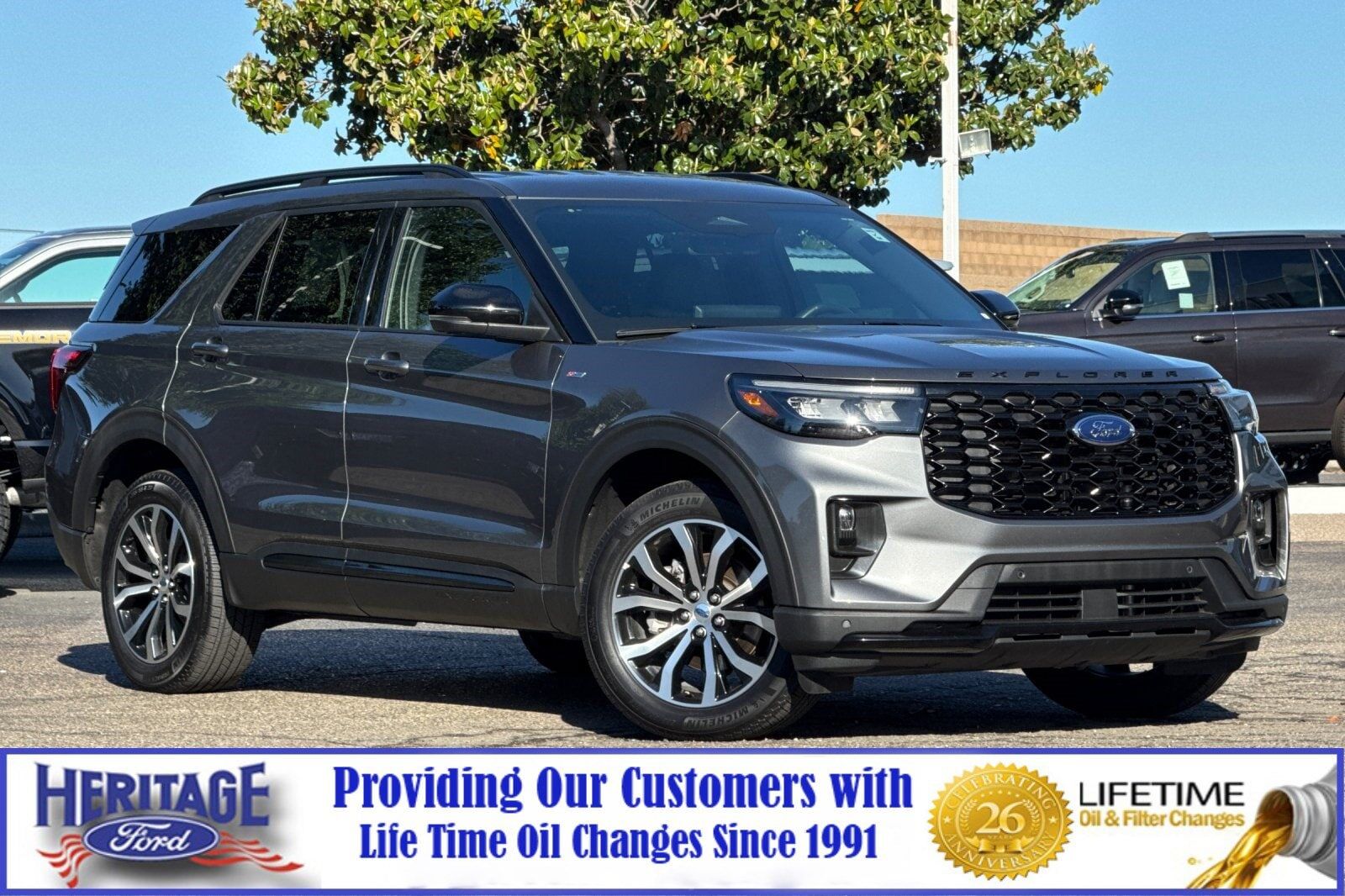 2025 FORD Explorer