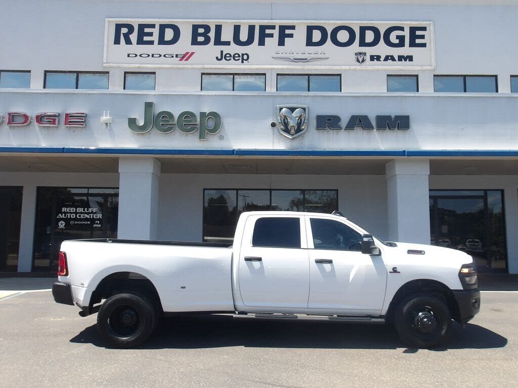 2025 RAM 3500