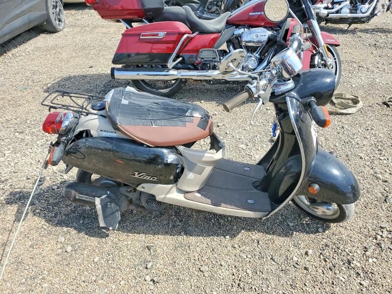 2004 YAMAHA Vino