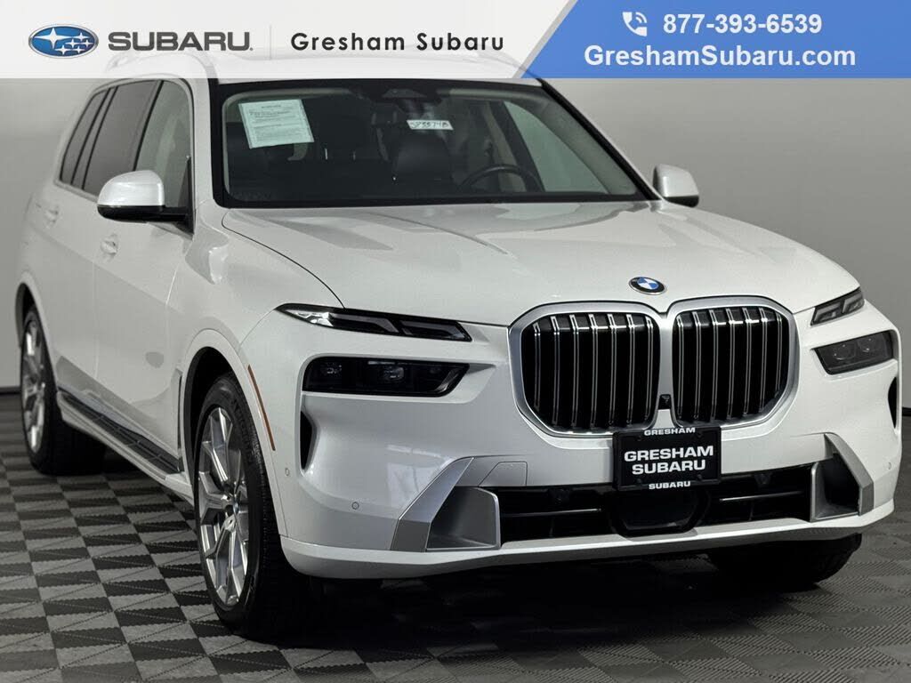 2023 BMW X7