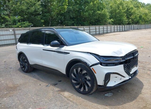 2026 LINCOLN Nautilus